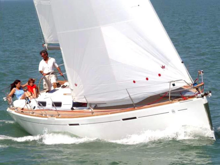 Dufour Dufour 365 Grand Large in Sant Antoni de Portmany on SamBoat