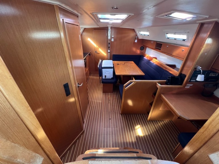 Bareboat Rental Sailboat Bavaria with a boat licence