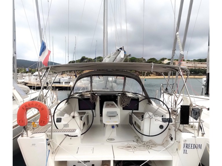 Sailboat rental with or without captain Dufour Alimos