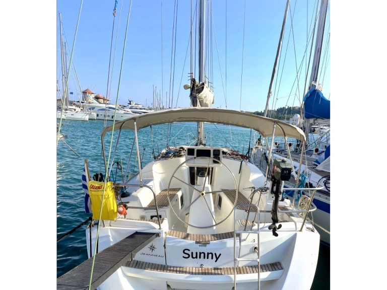 Sailboat for rent Rhodes (City) at the best price
