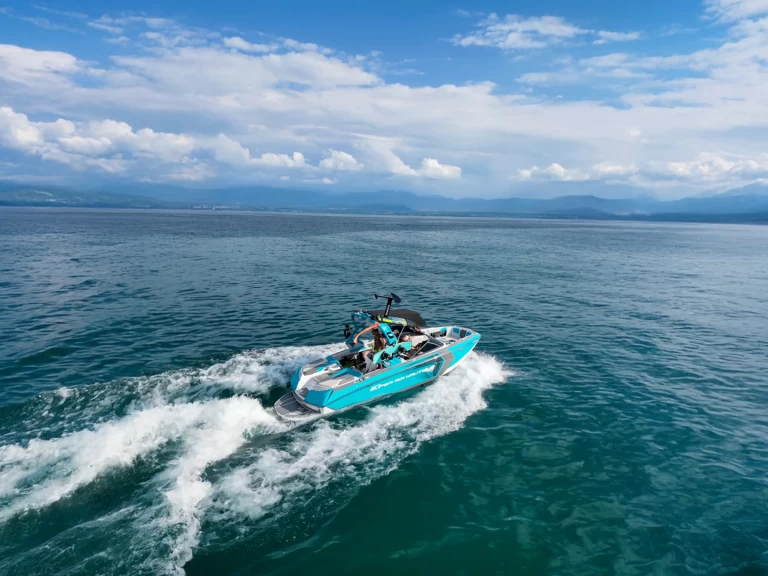 Motorboat for rent Yvoire at the best price