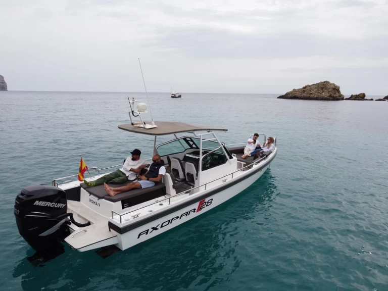 Bareboat Rental Motorboat Axopar with a boat licence