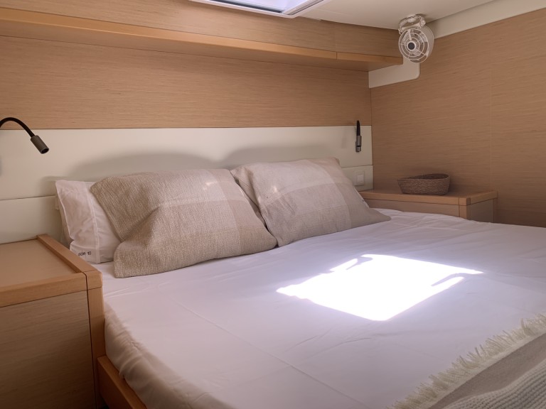 Bareboat Rental Catamaran Lagoon with a boat licence