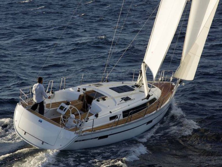 Rent a Bavaria Cruiser 37 Lemmer