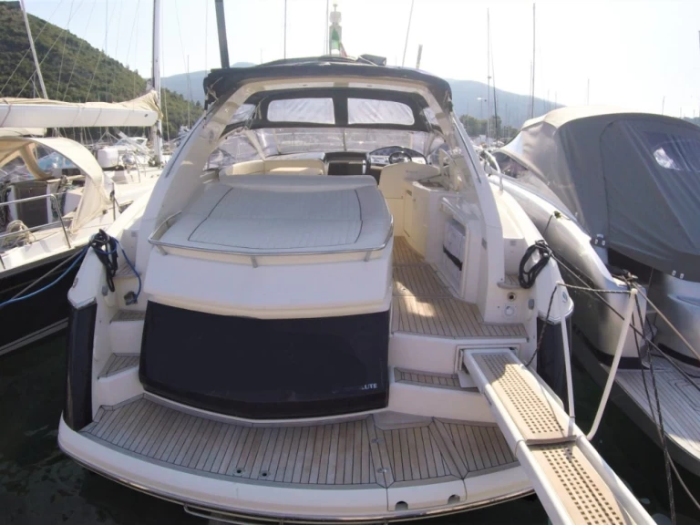 Absolute Absolute 41 charter bareboat or captained in  Terracina