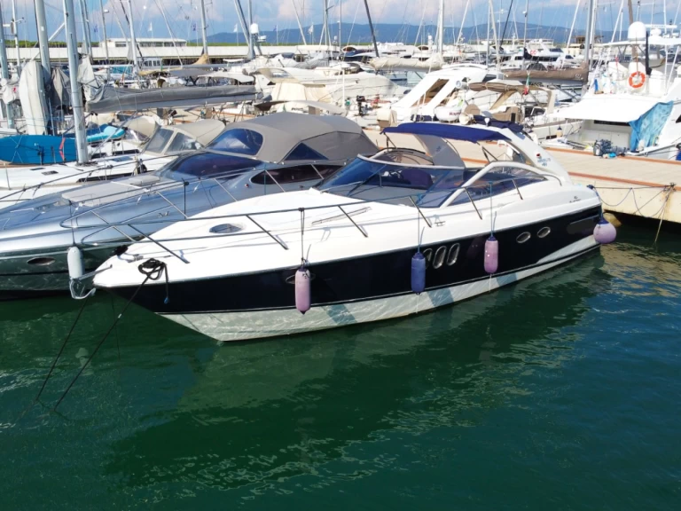 Motorboat rental in Terracina - Absolute Absolute 41