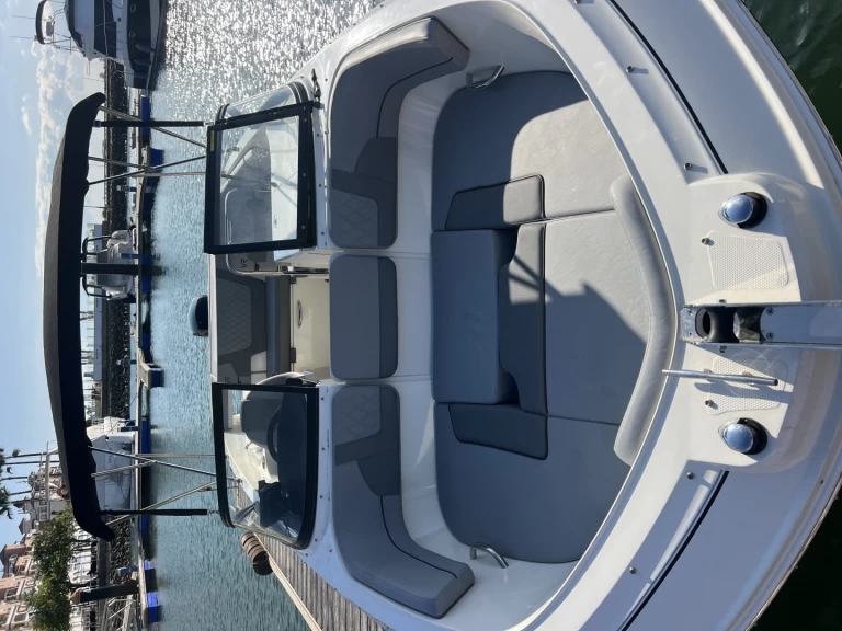 Motorboat rental with or without captain Bayliner Ayamonte