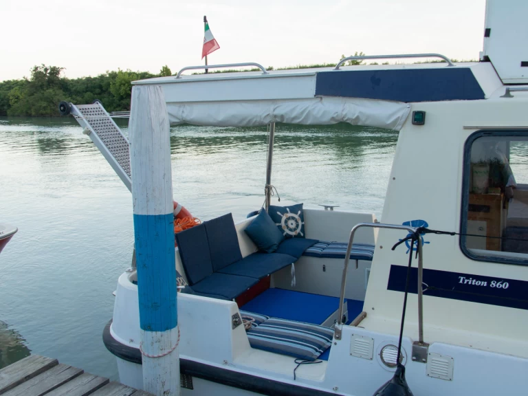 Houseboat for rent San Stino di Livenza at the best price