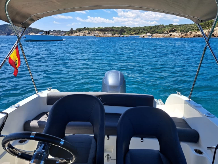 Motorboat for rent Marina de Palamós at the best price