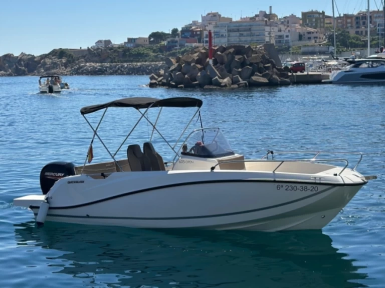 Motorboat for rent Marina de Palamós at the best price