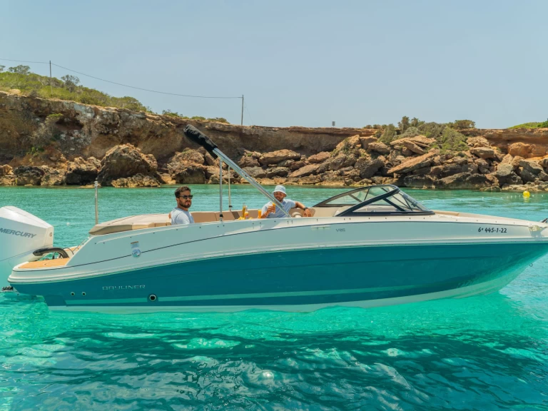 Yacht charter Sant Antoni de Portmany cheap VR6