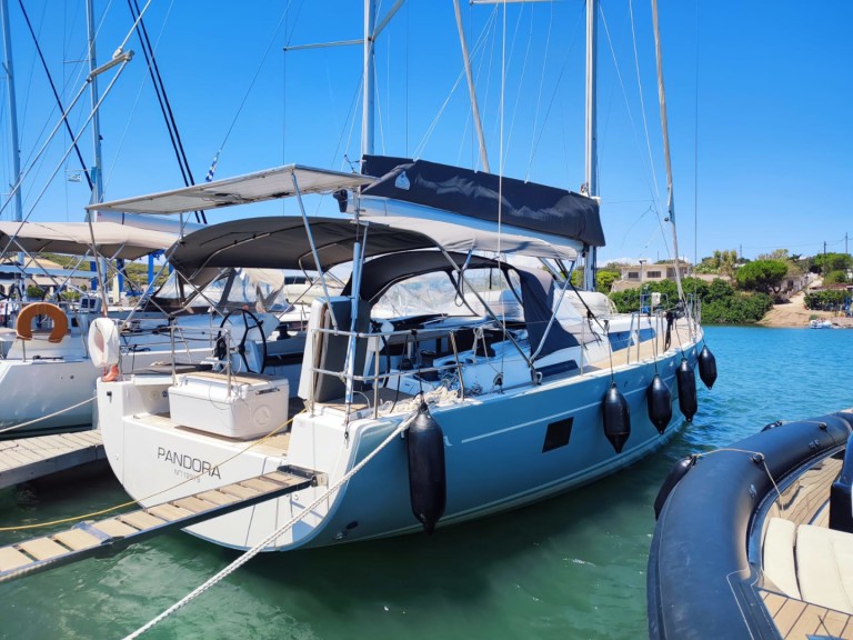 Bareboat Rental Sailboat Hanse with a boat licence