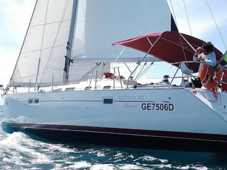 Bareboat Rental Sailboat Bénéteau with a boat licence