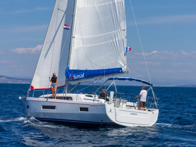 Boat rental Bénéteau Sunsail 42 in Marigot on Samboat