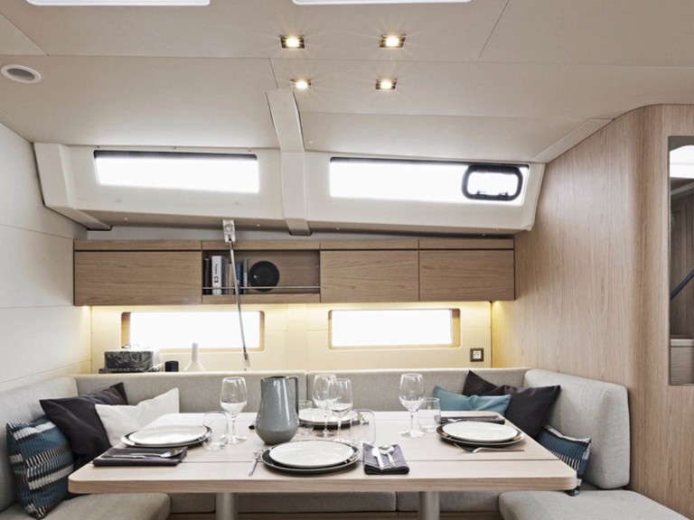 Sailboat rental with or without captain Bénéteau Road Town