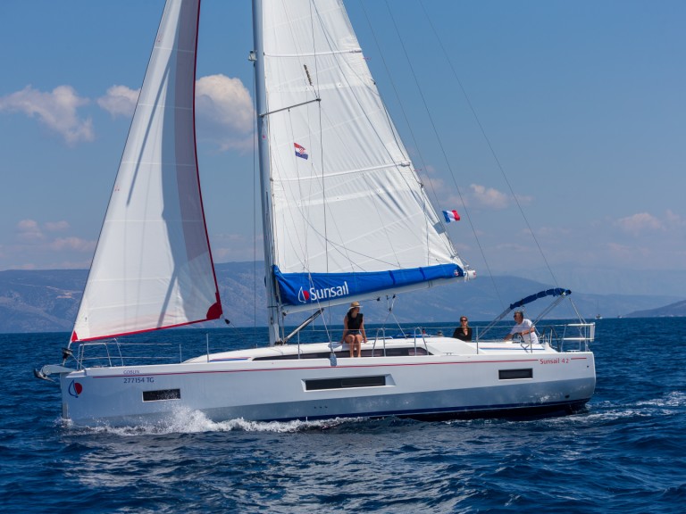 Rent a Bénéteau Sunsail 42 Dubrovnik