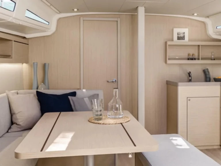 Sailboat rental in Marigot - Bénéteau Oceanis 41