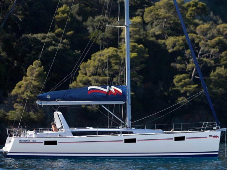 Boat rental Bénéteau Oceanis 48 in Furnari on Samboat