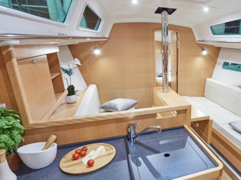 Bareboat Rental Sailboat Jeanneau with a boat licence
