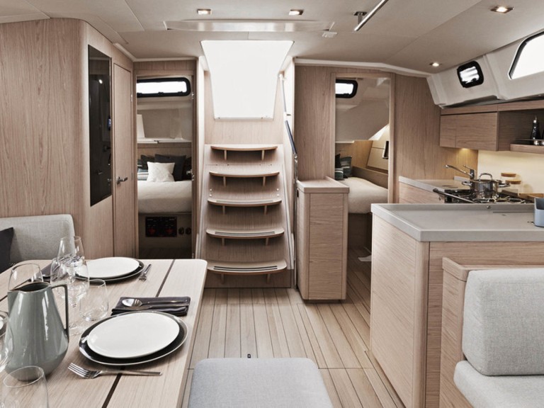 Yacht charter Marigot cheap Oceanis 461