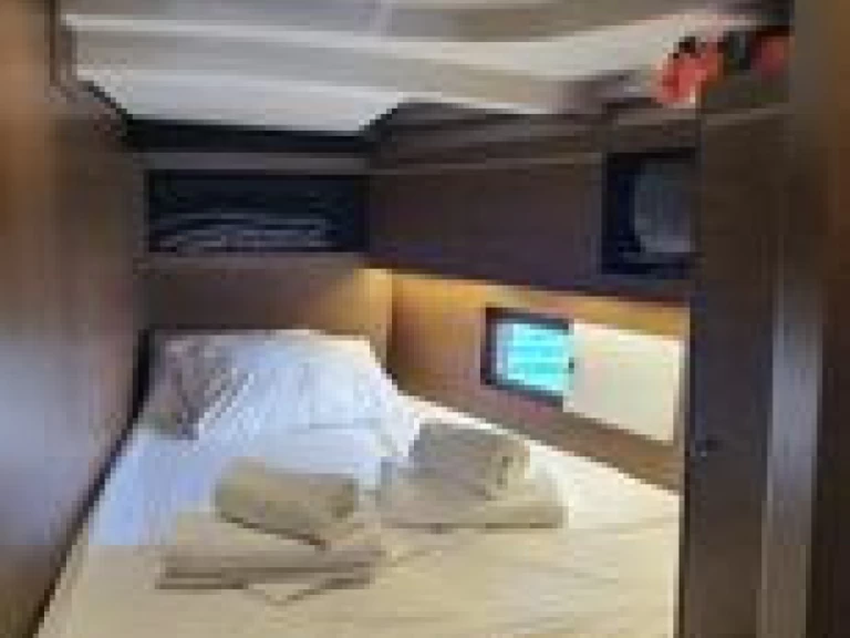 Sailboat rental with or without captain Bénéteau Volos