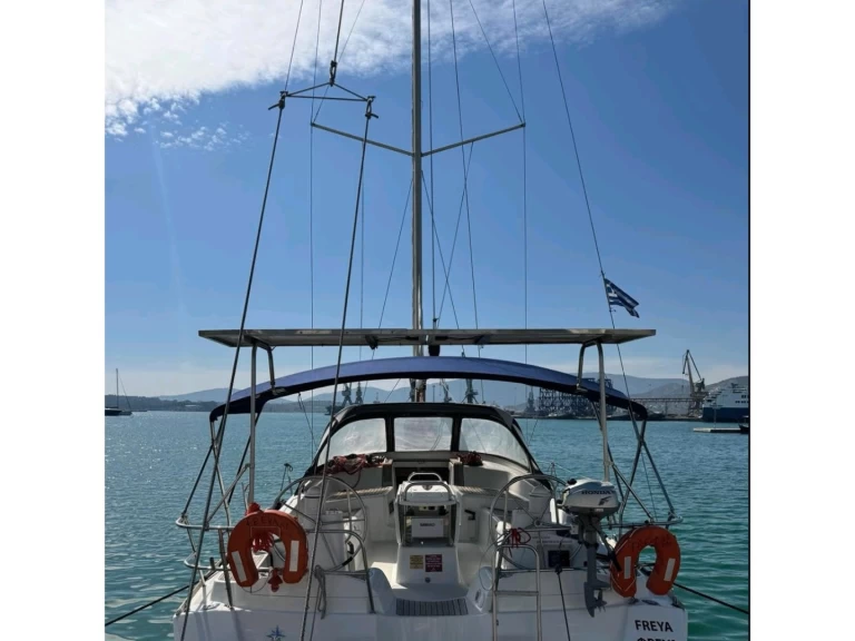 Bareboat Rental Sailboat Jeanneau with a boat licence