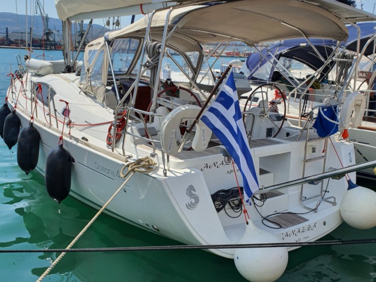 Rent a Bénéteau Oceanis 40 Volos