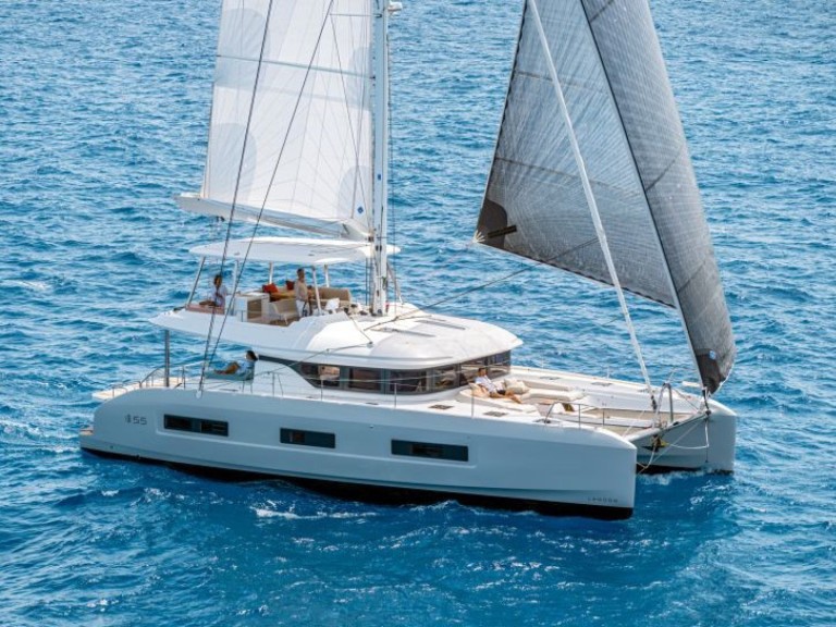 Catamaran rental with or without captain Lagoon Lávrio