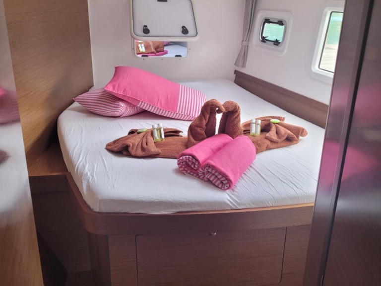 Boat rental Lagoon Lagoon 42 in Mahé on Samboat