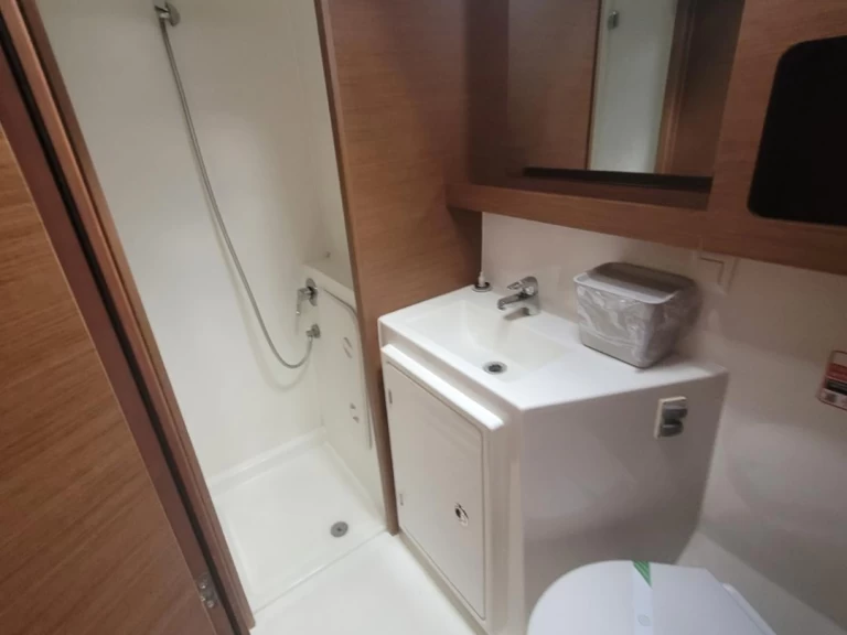 Bareboat Rental Catamaran Lagoon with a boat licence