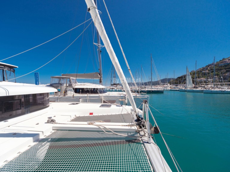 Catamaran for rent Capo d'Orlando at the best price