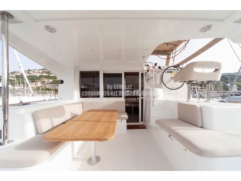 Yacht charter Capo d'Orlando cheap Lagoon 40
