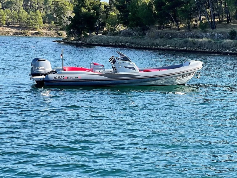 Motorboat rental with or without captain Lomac Šibenik