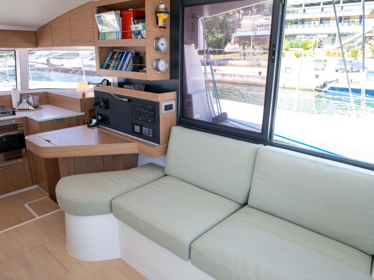 Rent a Bali Bali Catsmart Lefkáda