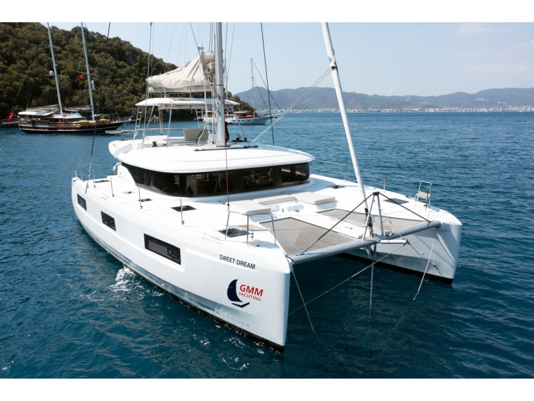Catamaran rental in Marmaris - Lagoon Lagoon 46
