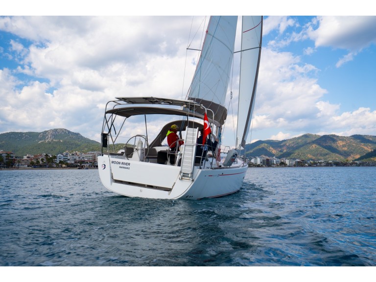 Sailboat rental in Marmaris - Dufour Dufour 335 Grand Large