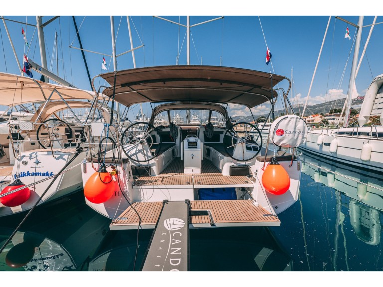 Sailboat rental with or without captain Jeanneau Kaštel Gomilica