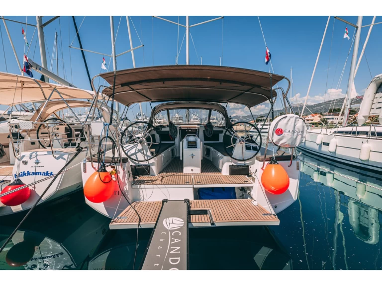 Sailboat rental with or without captain Jeanneau Kaštel Gomilica