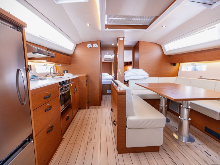 Sailboat rental with or without captain Jeanneau Kaštel Gomilica