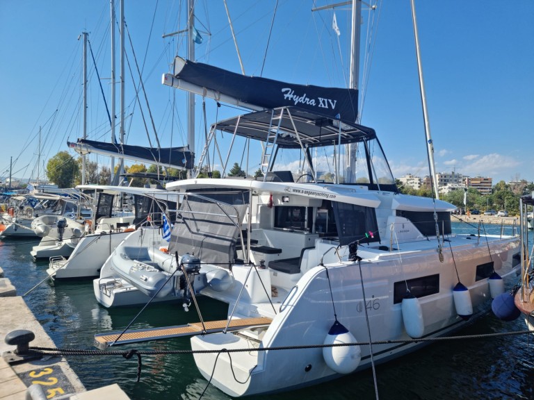 Catamaran rental with or without captain Lagoon Lefkáda