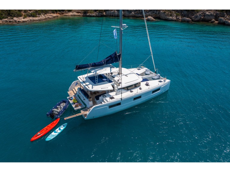 Yacht charter Porto Cheli cheap Lagoon 46