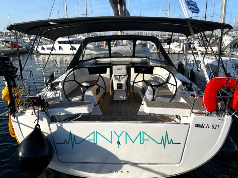 Sailboat rental in Lávrio - Hanse Hanse 418