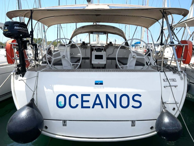 Rent a Bavaria Cruiser 46 Lávrio