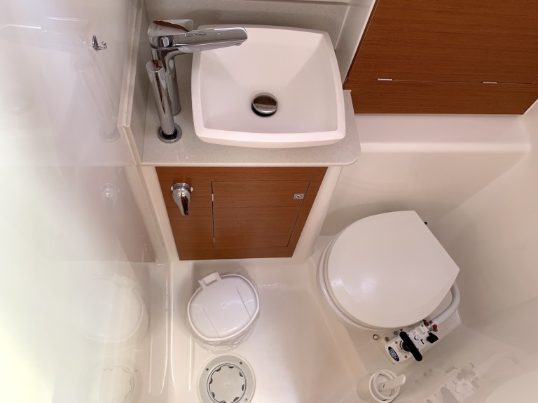 Dufour Dufour 390 Grand Large charter bareboat or captained in  Lávrio