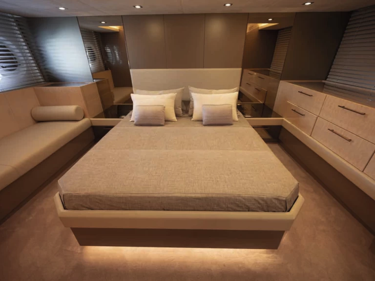 Luxury Yacht rental with or without captain Bénéteau Palma de Mallorca