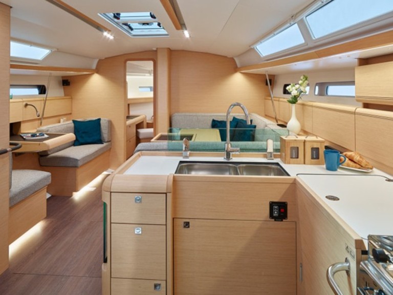 Yacht charter Primošten cheap Sun Odyssey 449