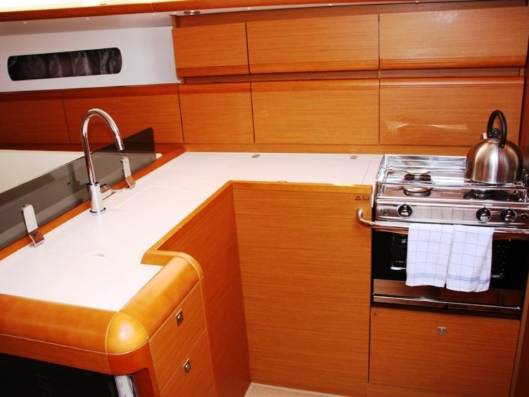 Rent a Jeanneau Sun Odyssey 439 Marmaris