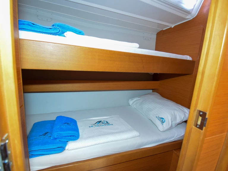 Sailboat rental in Marmaris - Dufour Dufour 430