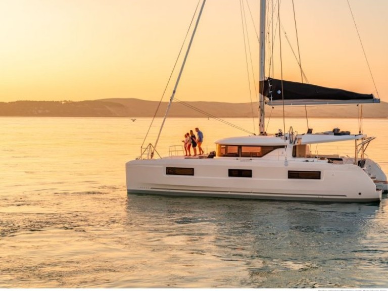 Catamaran rental in Capo d'Orlando - Lagoon Lagoon 46