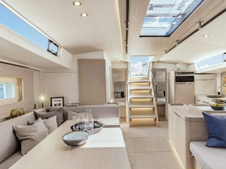 Yacht charter Palma de Mallorca cheap Oceanis 54